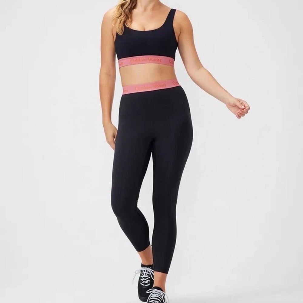 NEW NWT Outdoor Voices Black and Desert Rose Smooth Scoop Bra and leggings set